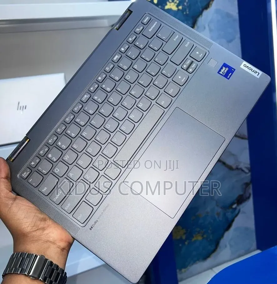 New Laptop Lenovo Yoga C740 16GB Intel Core Ultra 7 SSD 512GB