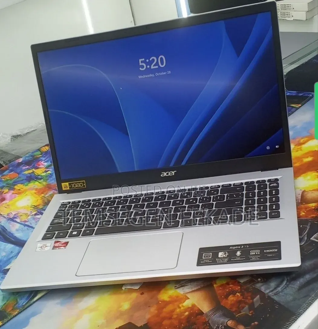 New Laptop Acer Aspire 3 8GB AMD SSD 256GB