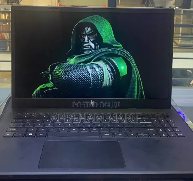 New Laptop Acer Nitro V 15 16GB Intel Core i7 SSD 512GB