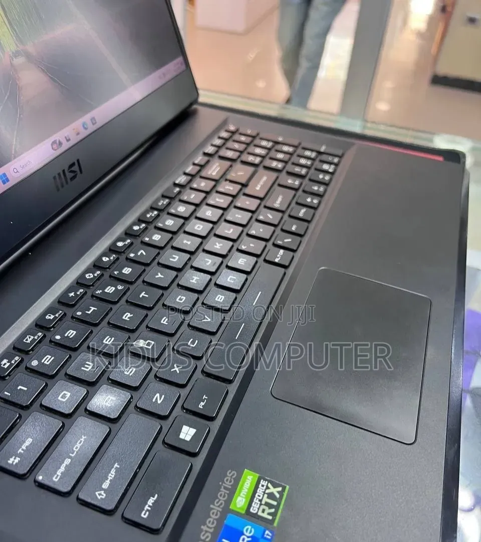 New Laptop MSI GF63 16GB Intel Core i7 SSD 512GB
