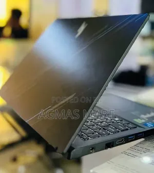 New Laptop Acer Nitro V 15 16GB Intel Core i7 SSD 512GB