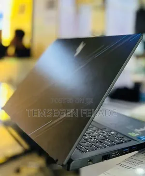 New Laptop Acer Nitro V 15 16GB Intel Core i7 SSD 512GB