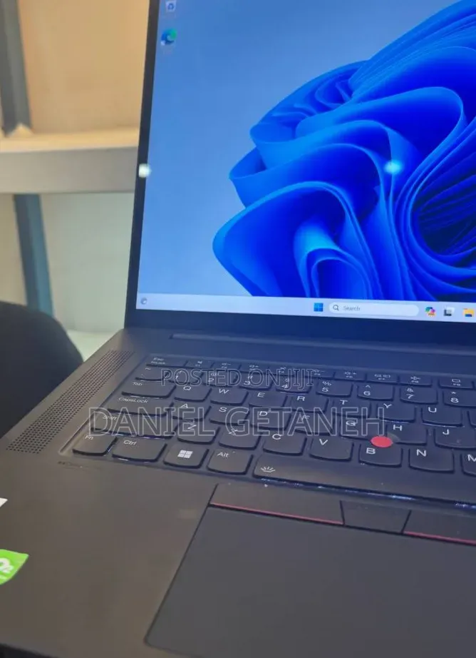 New Laptop Lenovo ThinkPad Yoga 32GB Intel Core i7 SSD 1T