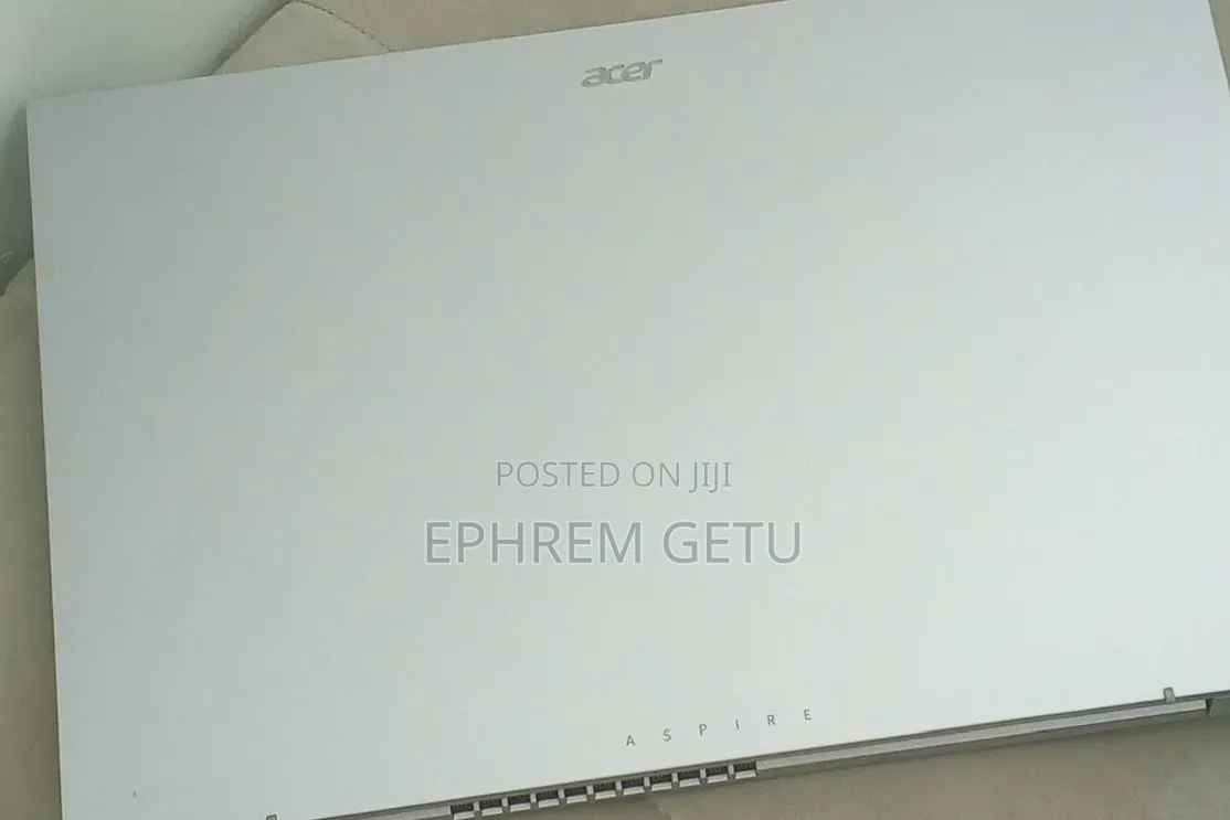 New Laptop Acer Aspire 5 8GB AMD Ryzen 7 SSD 256GB