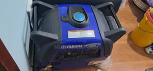 Yamaha EF3000iSE / EF3000iSEB Portable Inverter Generator