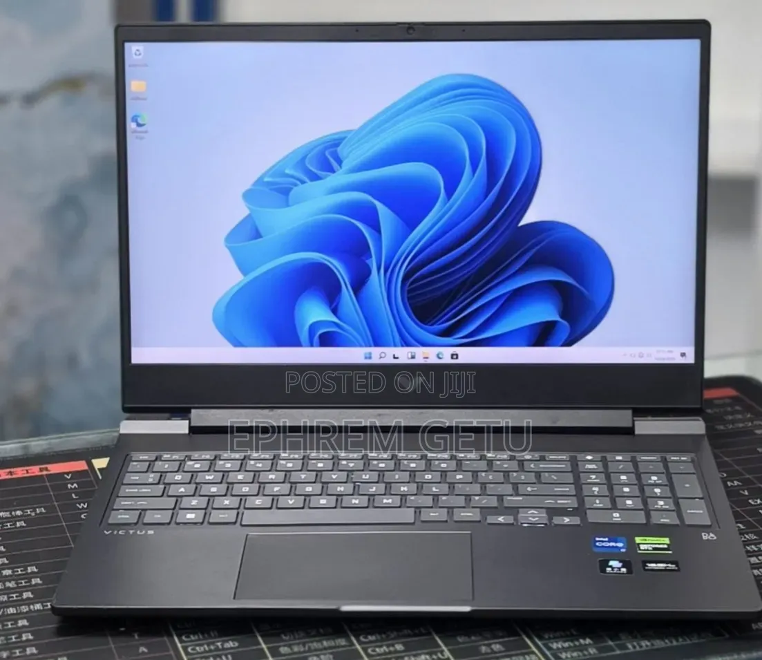 New Laptop HP Victus 16 16GB Intel Core i7 SSD 1T