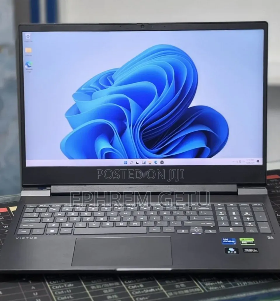 New Laptop HP Victus 16 16GB Intel Core i7 SSD 1T