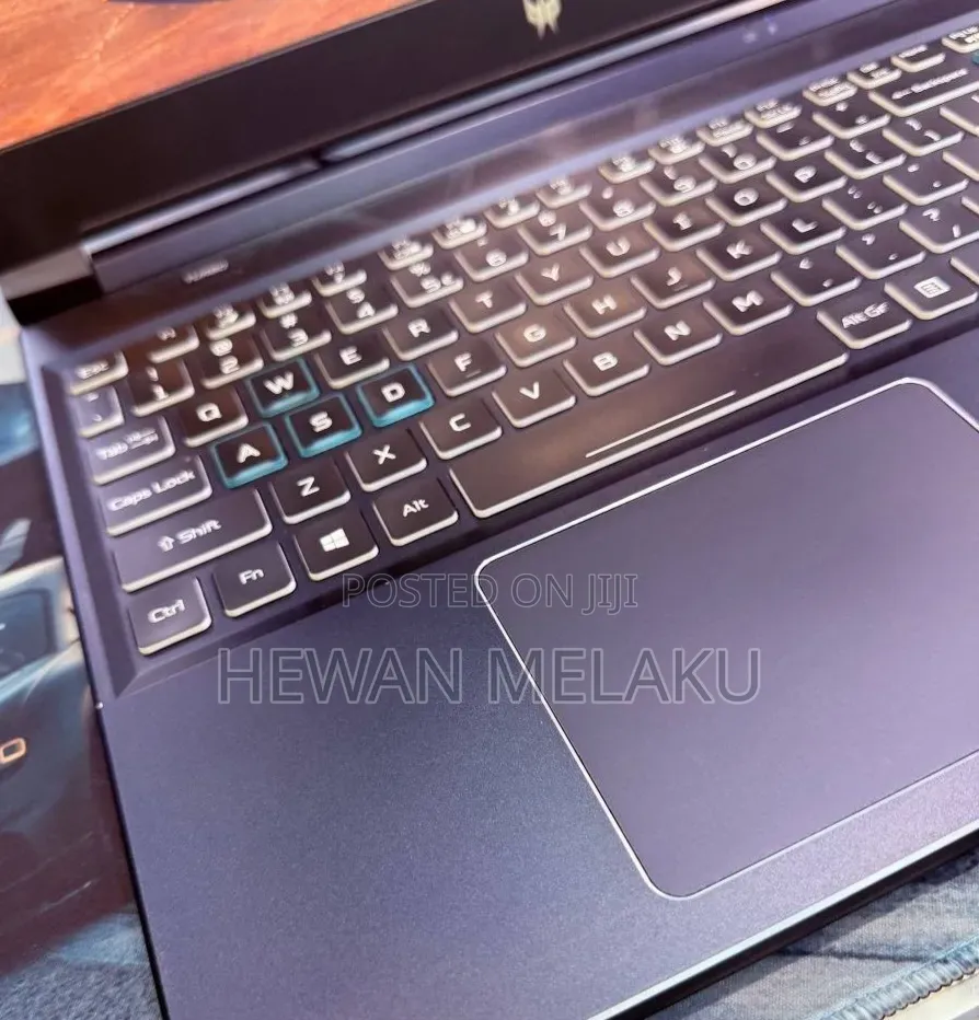 New Laptop Acer Predator Helios 300 16GB Intel Core i7 SSD 512GB