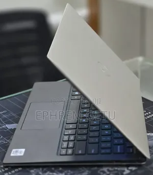 New Laptop Dell XPS 13 16GB Intel Core i7 SSD 512GB