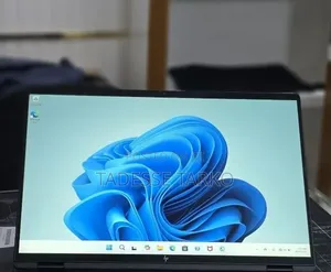New Laptop HP OmniBook 5 16" 16GB Intel Core Ultra 7 SSD 1T