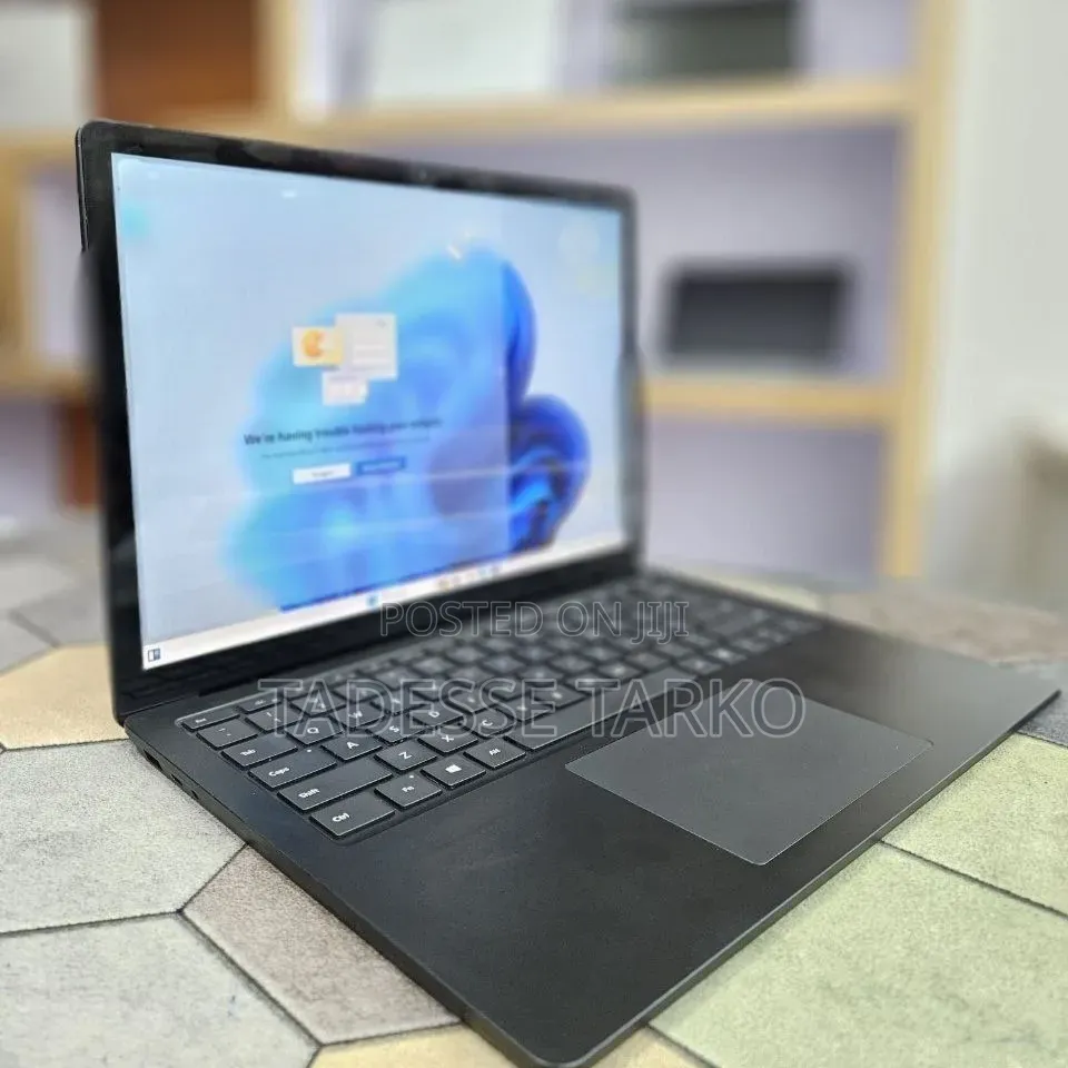 New Laptop Asus 16GB Intel Core i7 SSD 512GB