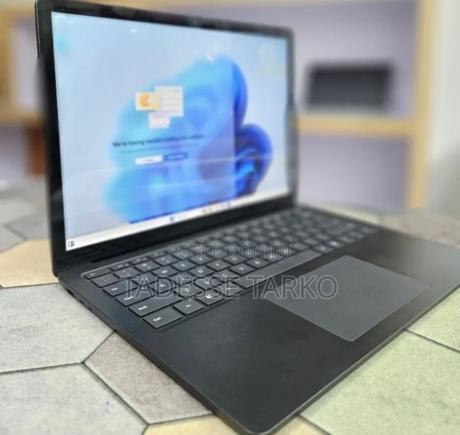 New Laptop Asus 16GB Intel Core i7 SSD 512GB