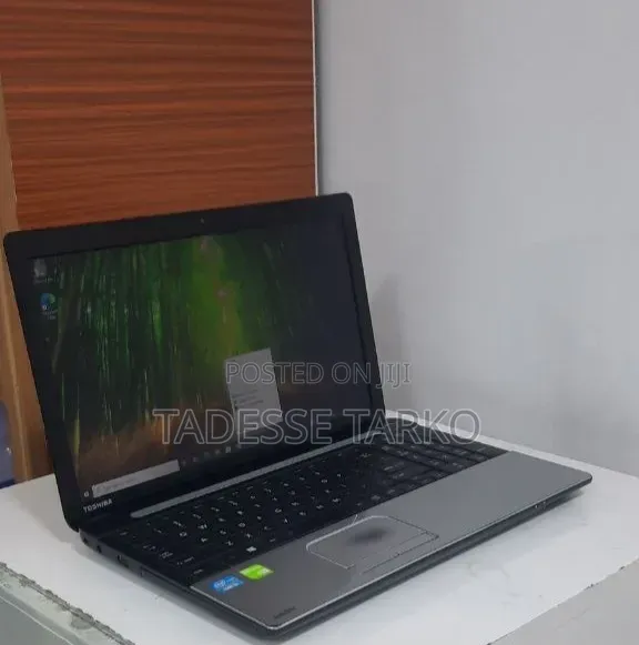 New Laptop Toshiba 8GB Intel Core 3 HDD 500GB