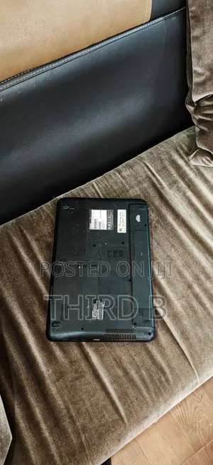 Laptop Toshiba Satellite C655D 4GB AMD HDD 500GB