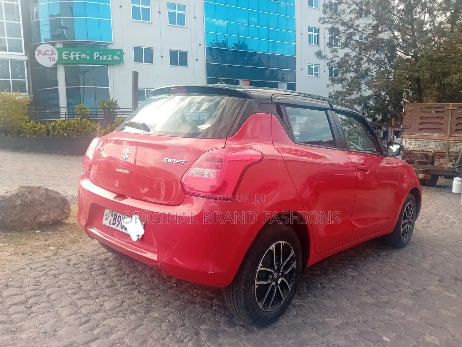 Suzuki Swift 2022 Red