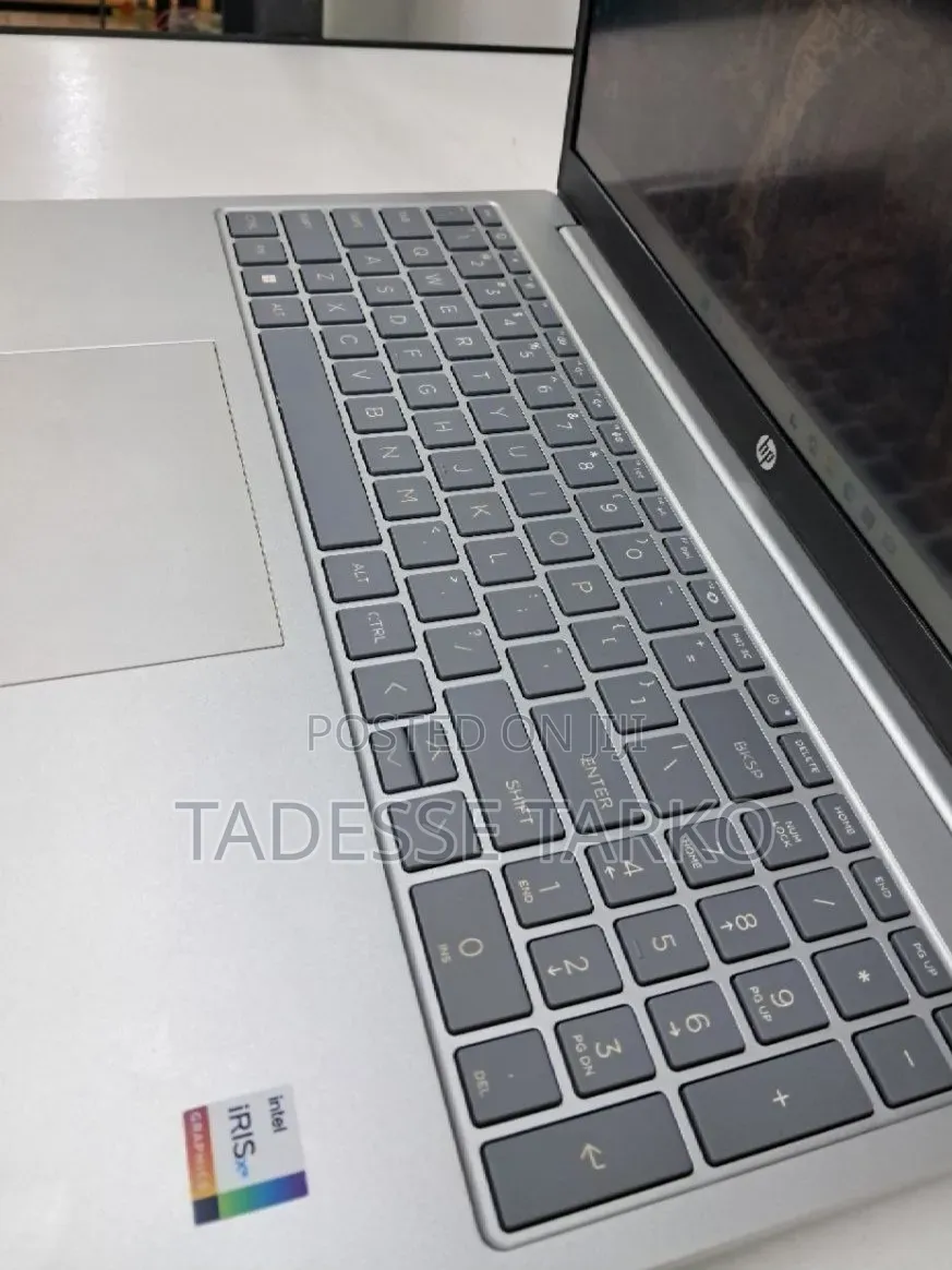 New Laptop HP 16GB Intel Core i7 SSD 512GB