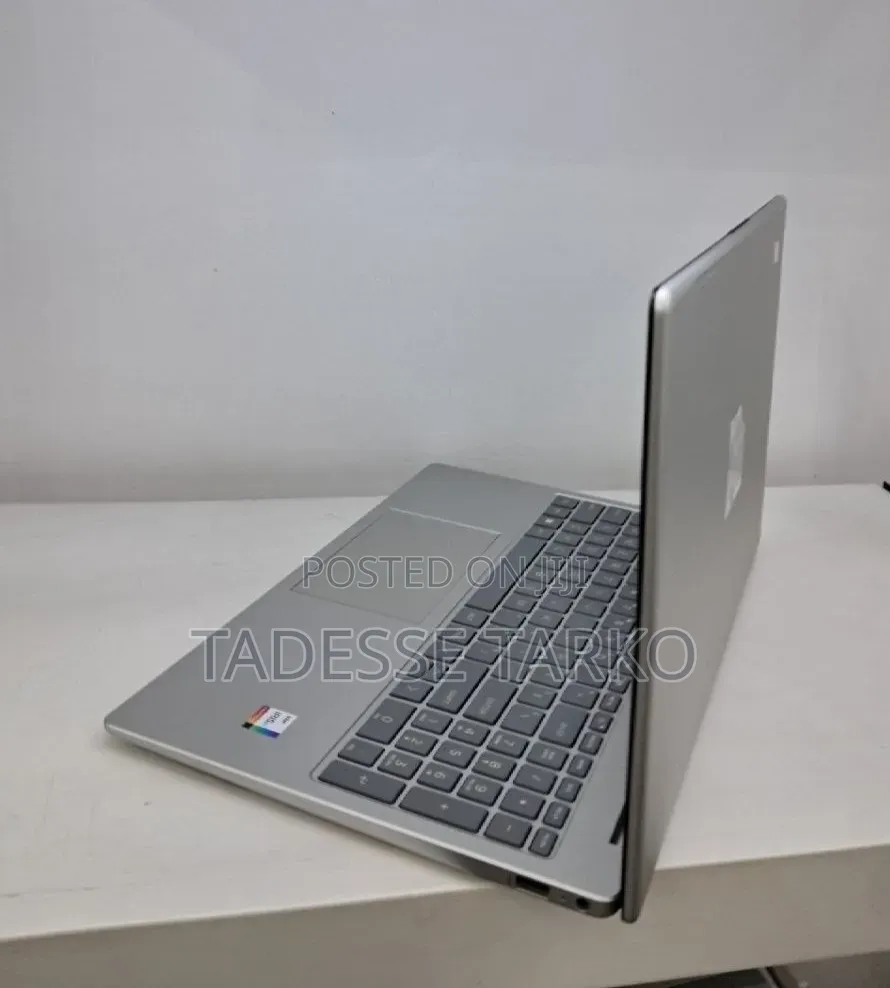 New Laptop HP 16GB Intel Core i7 SSD 512GB