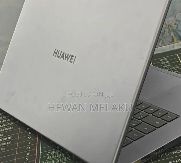 New Laptop Huawei 8GB Intel Core i3 SSD 256GB