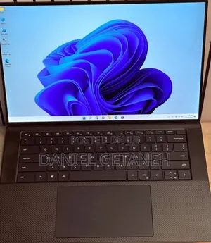 New Laptop Dell XPS 15 16GB Intel Core i7 SSD 512GB
