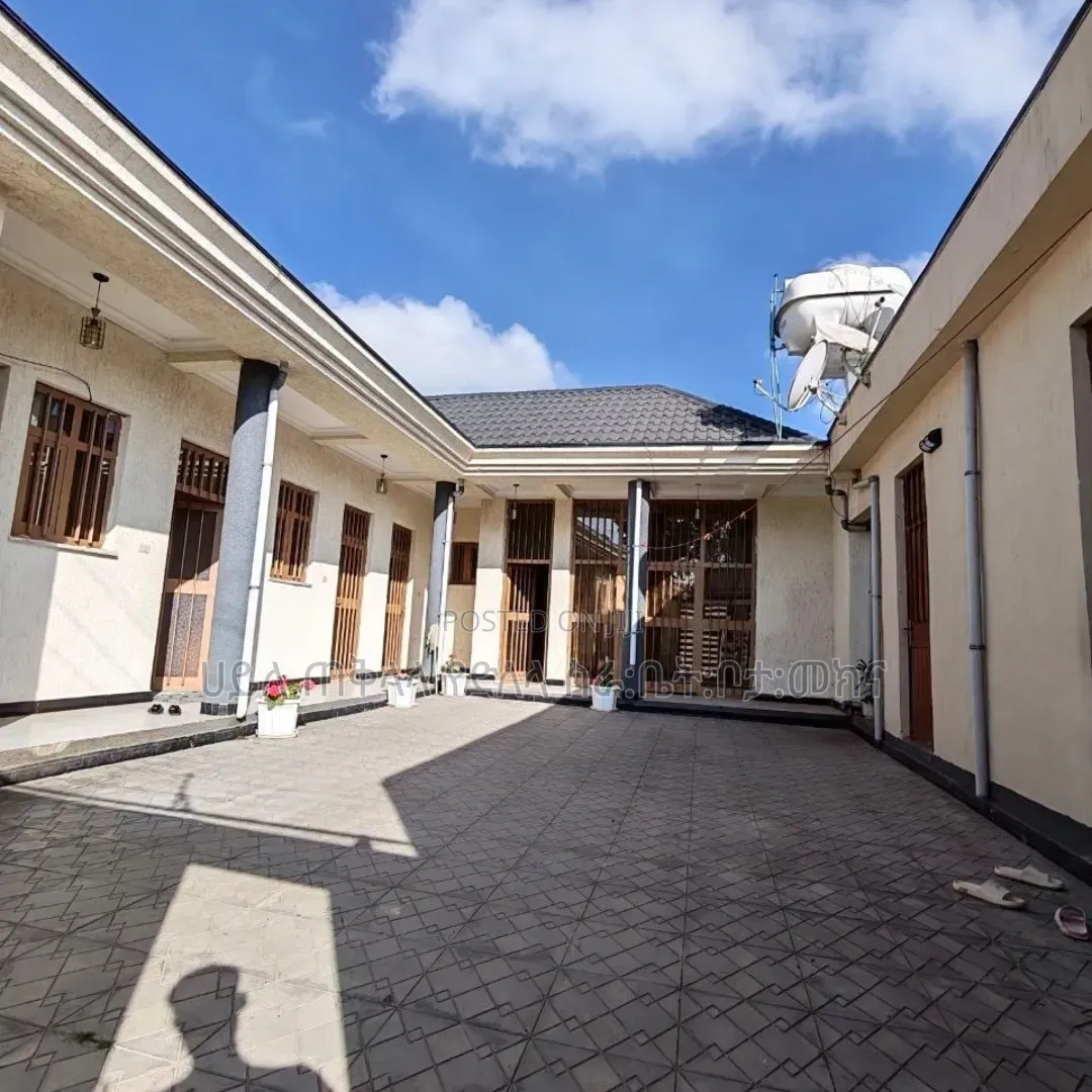 Furnished 5bdrm Villa in ለገጣፎ Mns አካቢቢ, Oromia-Finfinne for sale