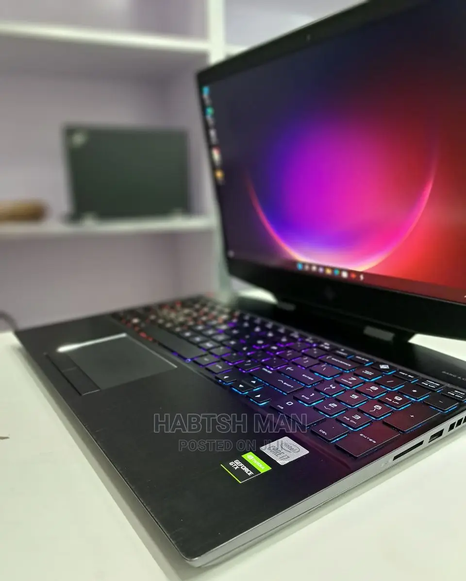 New Laptop HP Omen 15 8GB Intel Core I7 SSD 256GB