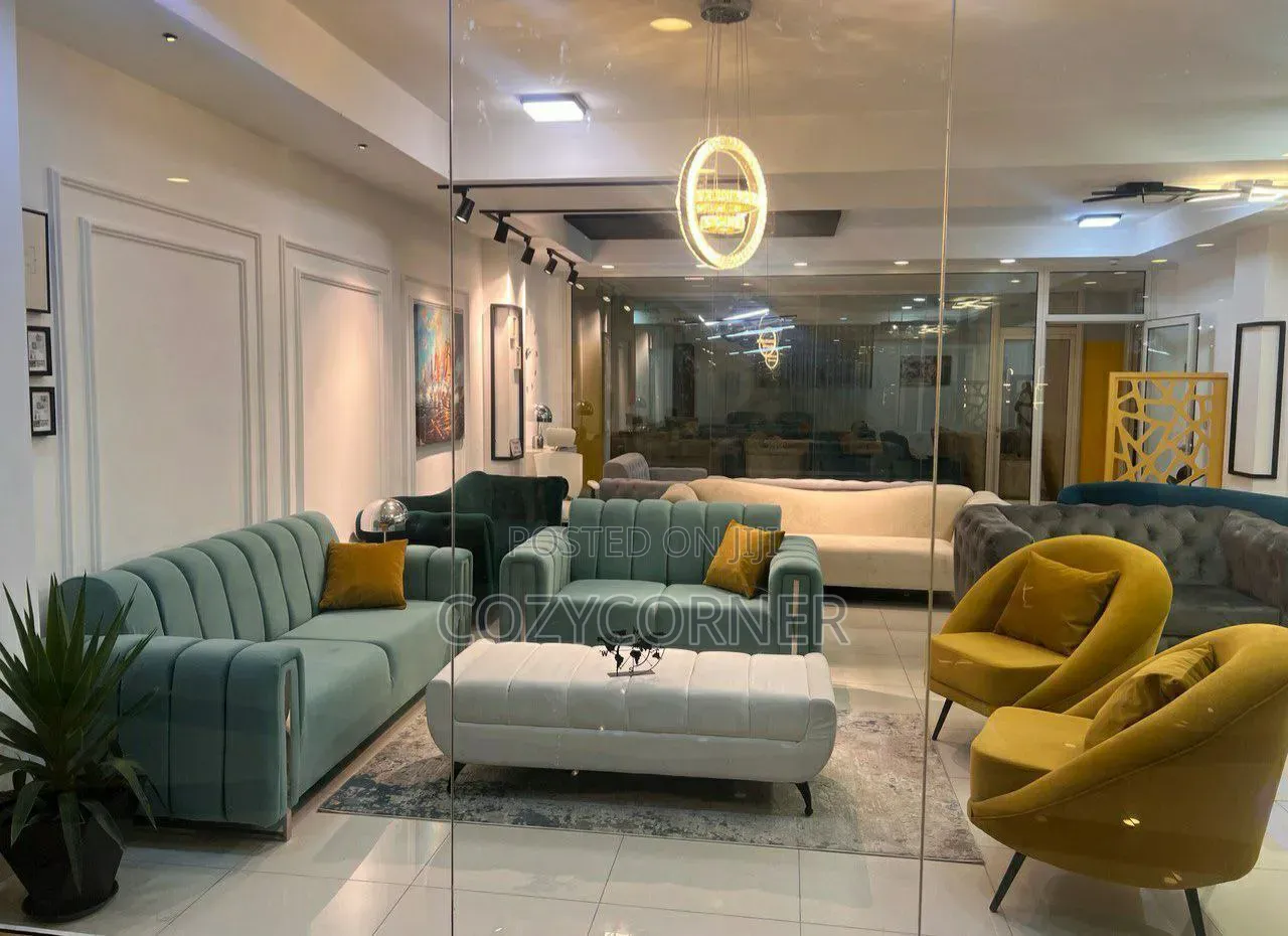 Elegant Sofa Set Built for Lasting Impression. ሶፋ