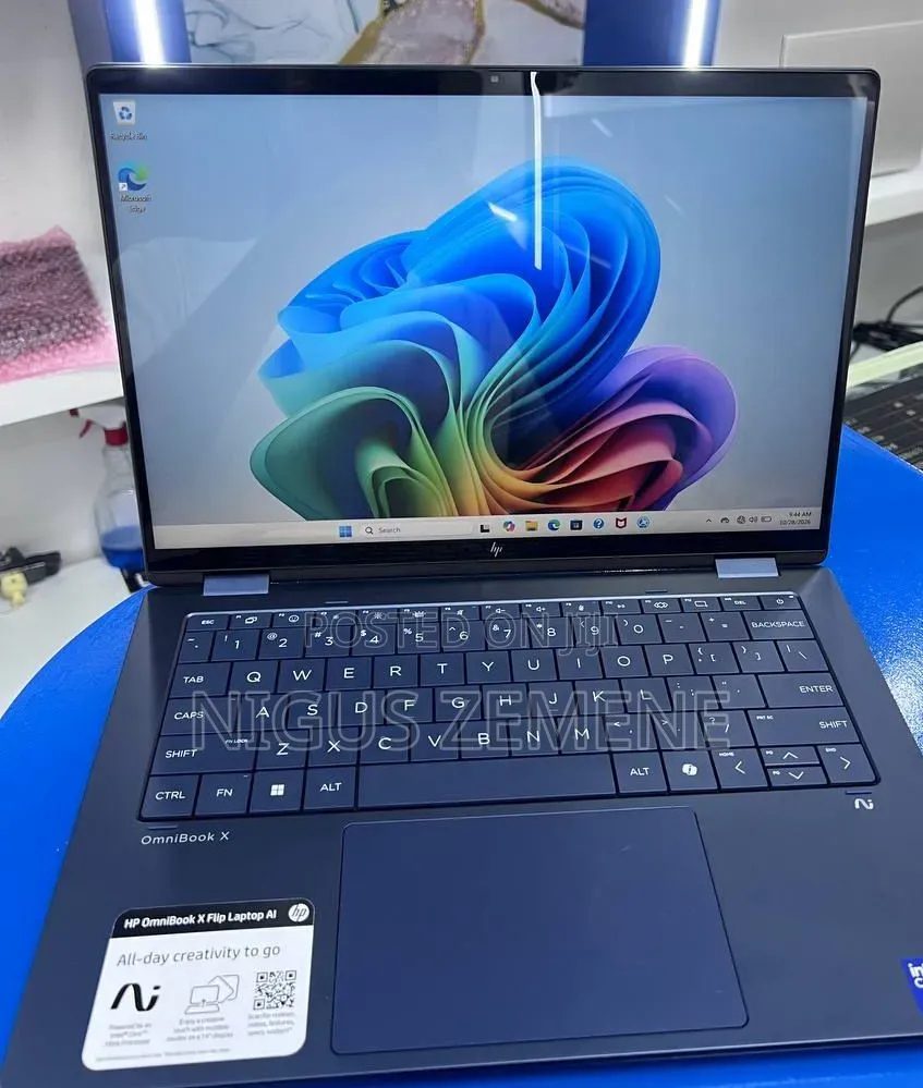 New Laptop HP OmniBook Ultra Flip 14" 16GB Intel Core Ultra 5 SSD 512GB