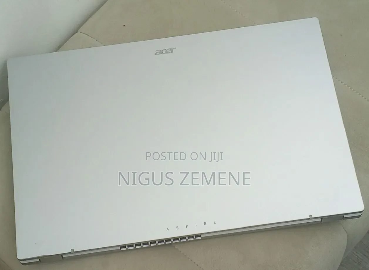 New Laptop Acer Aspire 3 8GB Intel Core i5 SSD 256GB