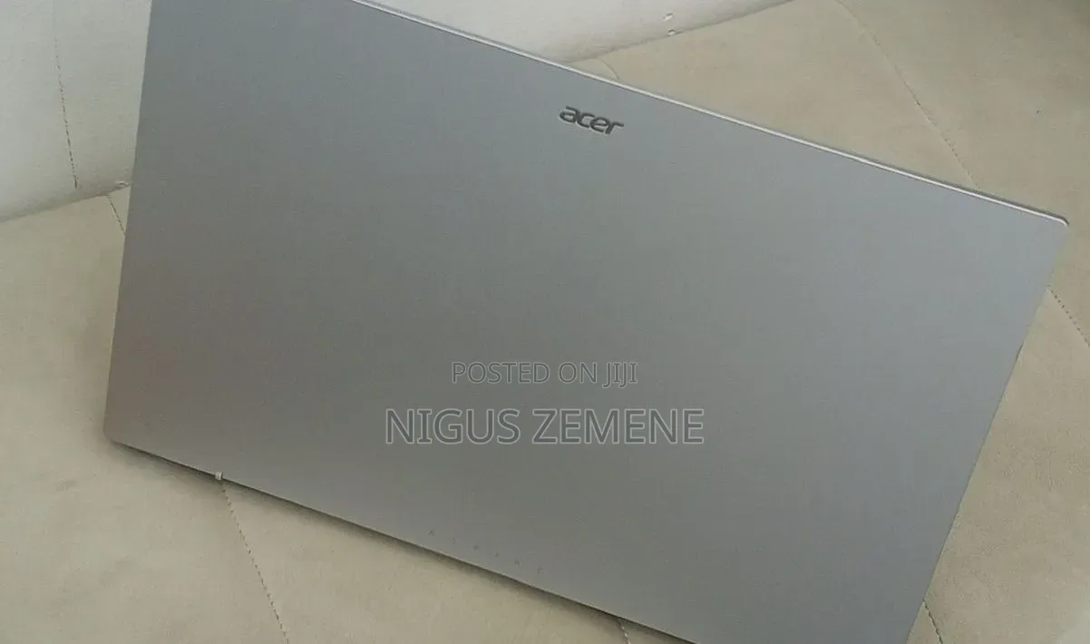 New Laptop Acer Aspire 3 8GB Intel Core i5 SSD 256GB