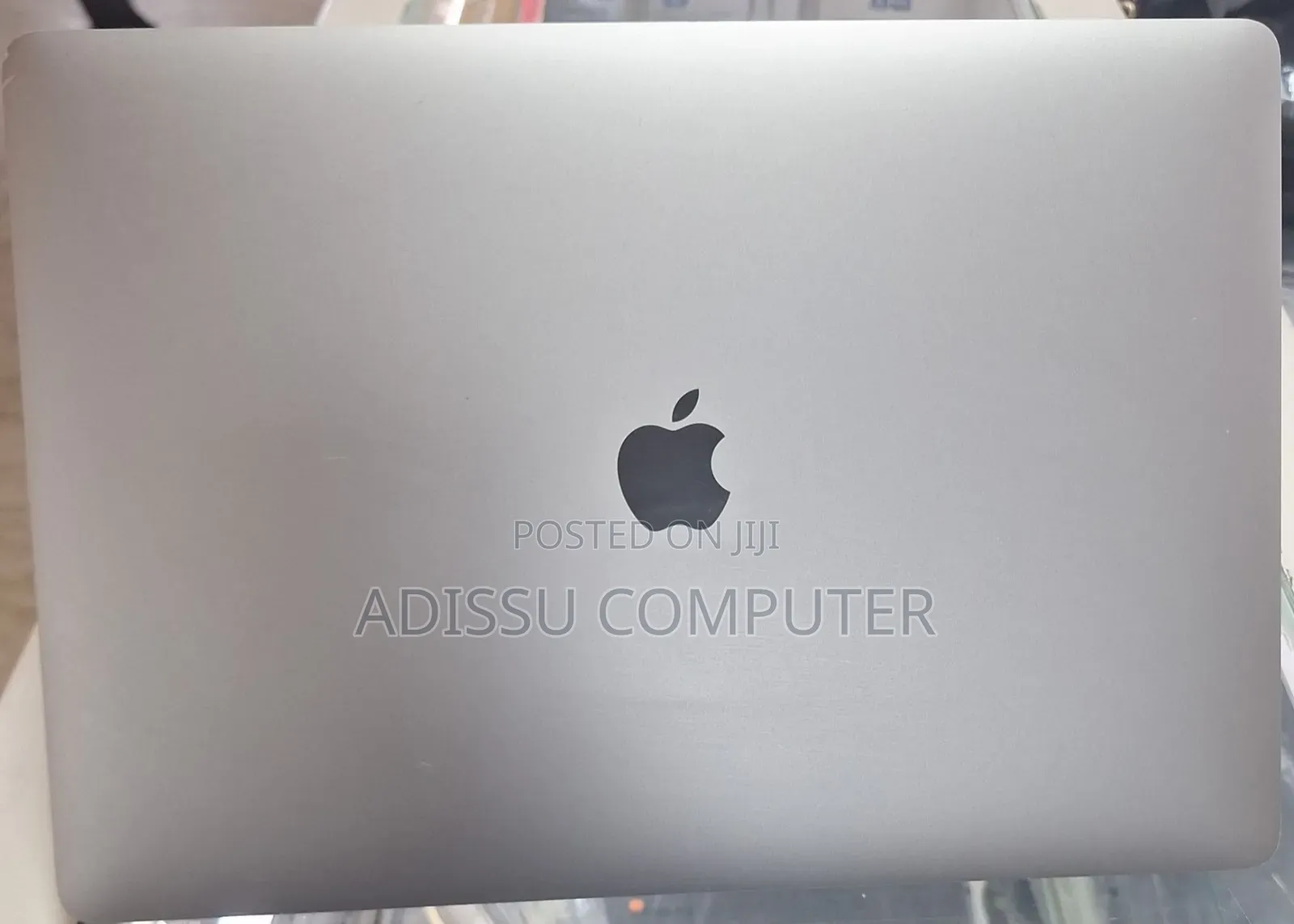New Laptop Apple MacBook Pro 2016 16GB Intel Core i7 SSD 256GB