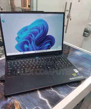 New Laptop Lenovo Legion 5 32GB Intel Core Ultra 7 SSD 1T