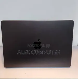 New Laptop Apple MacBook Pro 2025 M5 16GB Apple M5 SSD 512GB