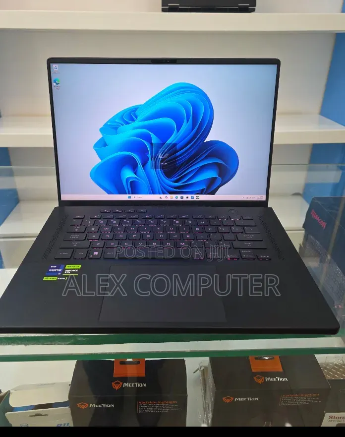 New Laptop Asus ROG Zephyrus G15 16GB Intel Core i9 SSD 1T