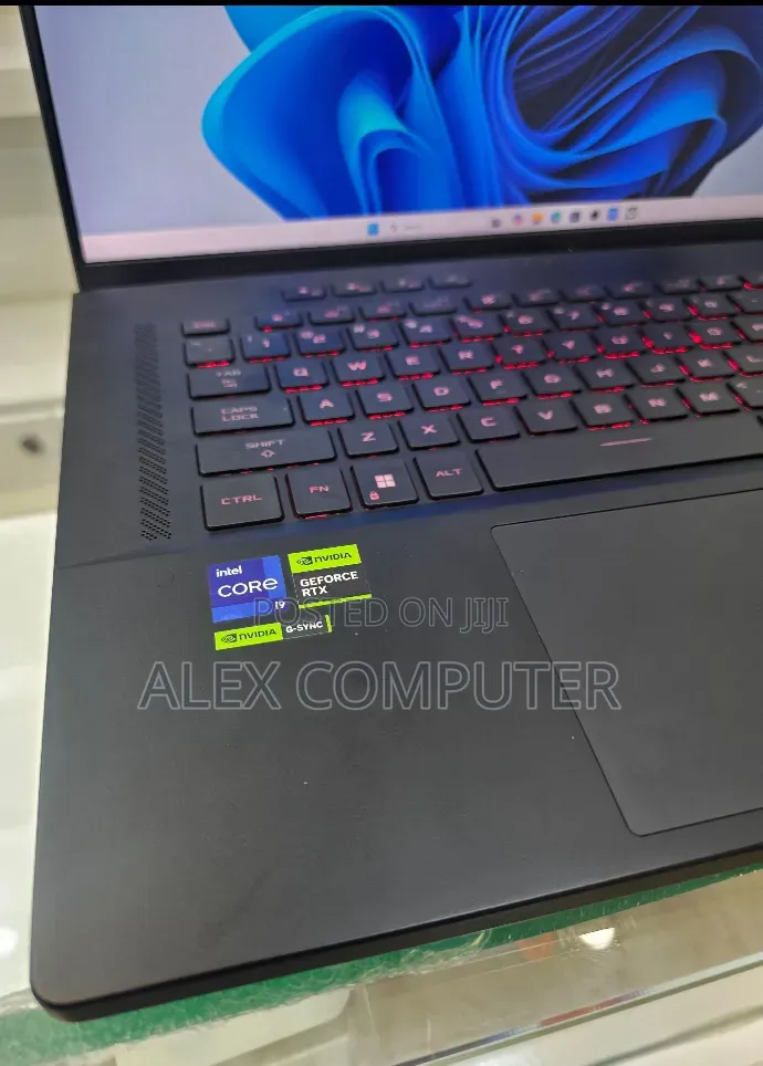 New Laptop Asus ROG Zephyrus G15 16GB Intel Core i9 SSD 1T