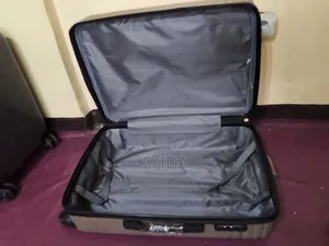 Luggage/ ሻንጣ 25 KG