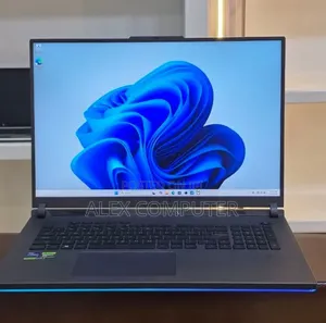New Laptop Asus ROG Strix G18 16GB Intel Core i9 SSD 1T