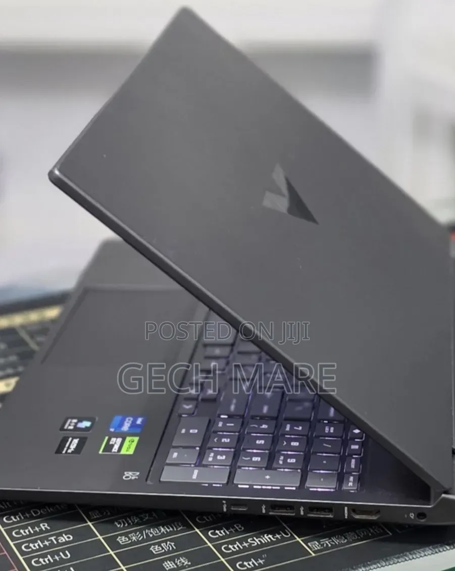 New Laptop HP Victus 15 16GB Intel Core i7 SSD 1T
