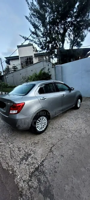 Suzuki Dzire 2021 Silver