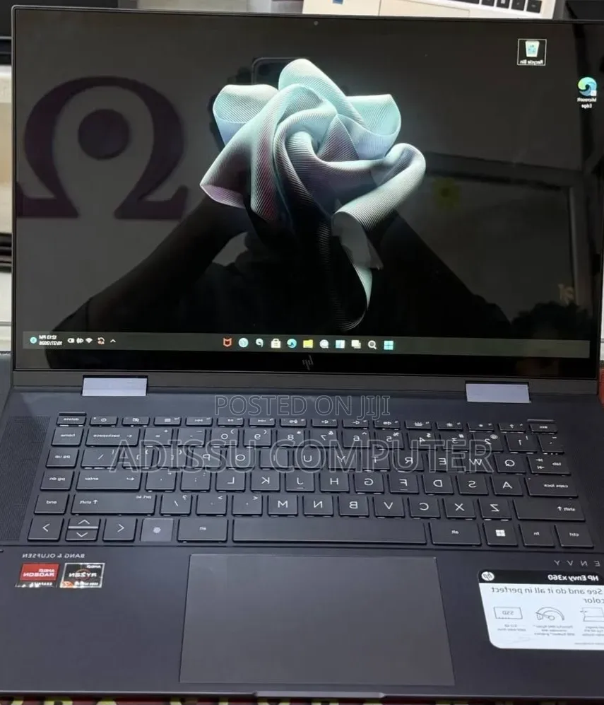 New Laptop HP Envy x360 16GB AMD Ryzen 7 SSD 512GB
