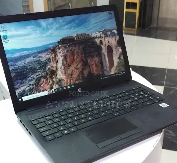 New Laptop HP Stream Notebook 8GB Intel Core i7 SSD 1T