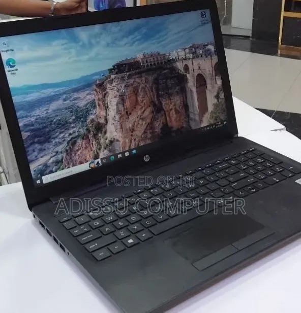 New Laptop HP Stream Notebook 8GB Intel Core i7 SSD 1T