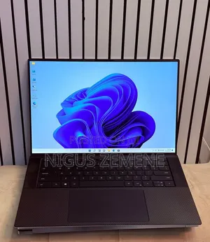 New Laptop Dell XPS 15 16GB Intel Core i5 SSD 512GB