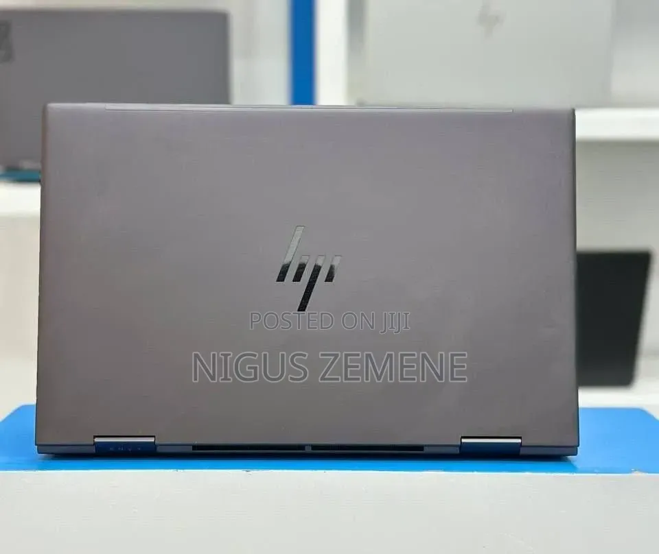 New Laptop HP Envy x360 8GB AMD Ryzen 5 SSD 1T