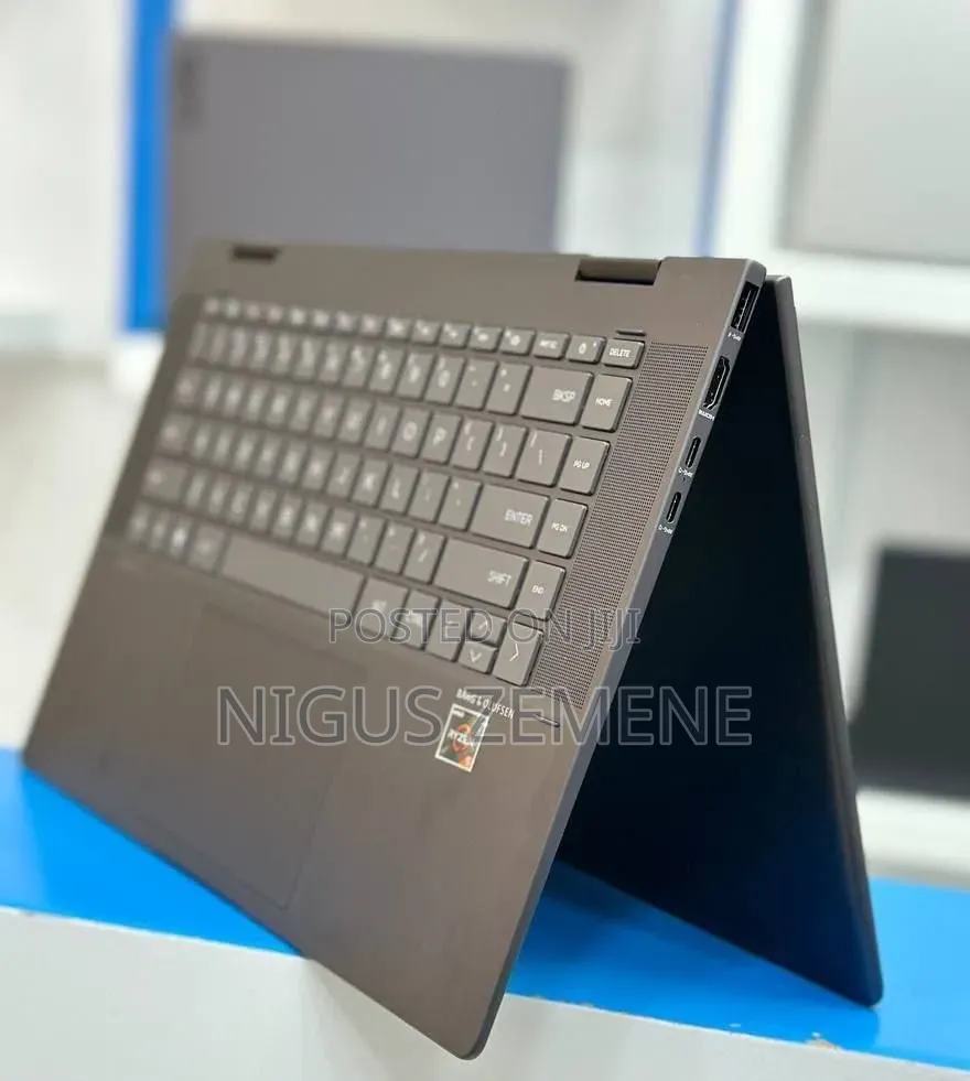 New Laptop HP Envy x360 8GB AMD Ryzen 5 SSD 1T
