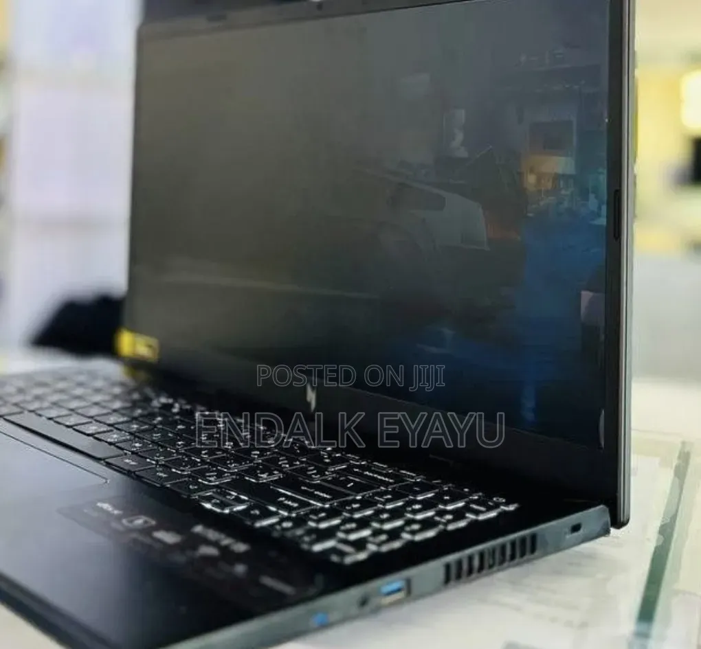 New Laptop Acer Nitro V 15 16GB Intel Core i7 SSD 512GB
