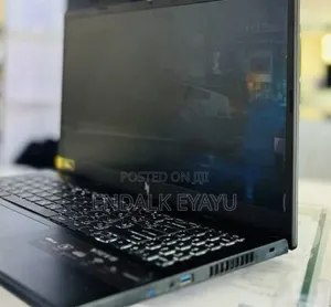 New Laptop Acer Nitro V 15 16GB Intel Core i7 SSD 512GB