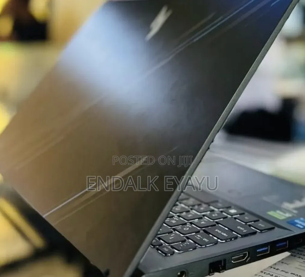 New Laptop Acer Nitro V 15 16GB Intel Core i7 SSD 512GB