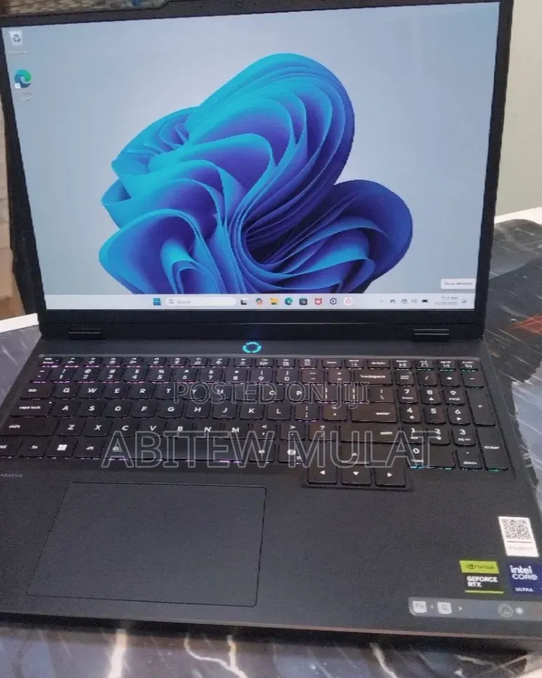 New Laptop Lenovo Legion 5 32GB Intel Core Ultra 7 SSD 1T