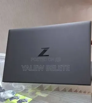 New Laptop HP ZBook Firefly G8 16GB Intel Core i7 SSD 512GB