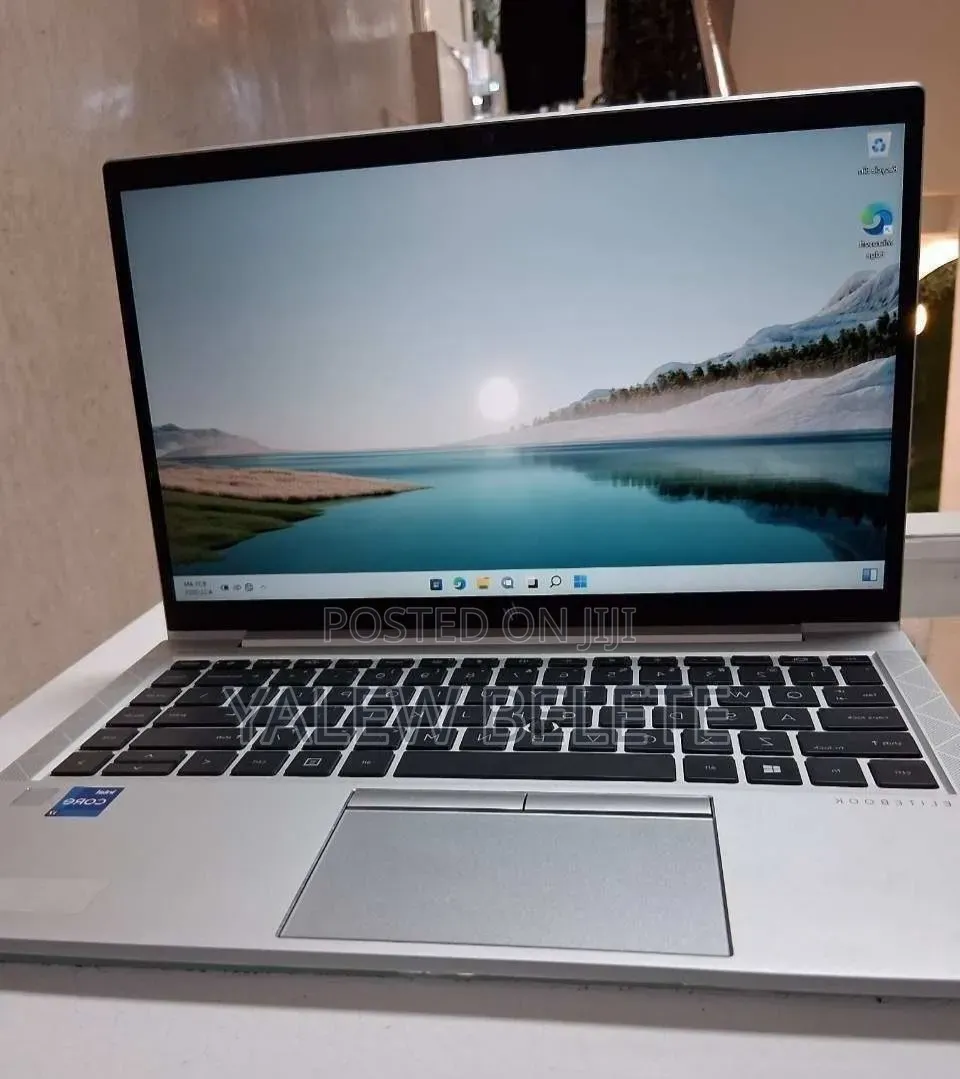 New Laptop HP EliteBook 840 G8 16GB Intel Core i7 SSD 512GB